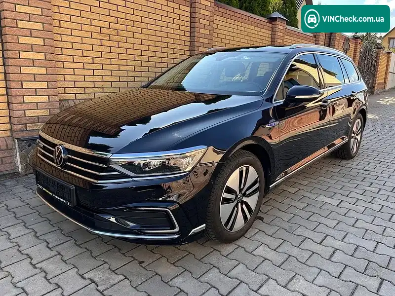 Volkswagen Passat 2021, фото з оголошення 1 з 20, VIN WVWZZZ3CZME051582