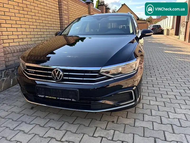 Volkswagen Passat 2021, фото з оголошення 2 з 20, VIN WVWZZZ3CZME051582