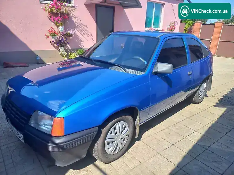Opel Kadett 1987, фото з оголошення 2 з 14, VIN W0L000033H2619267