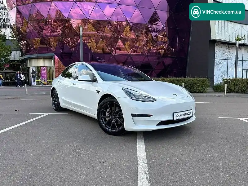 Tesla Model 3 2018, фото з оголошення 1 з 20, VIN 5YJ3E1EB1JF108676