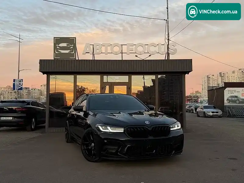 BMW 5 Series 2018, фото з оголошення 1 з 20, VIN WBAJE5C56JWA97729