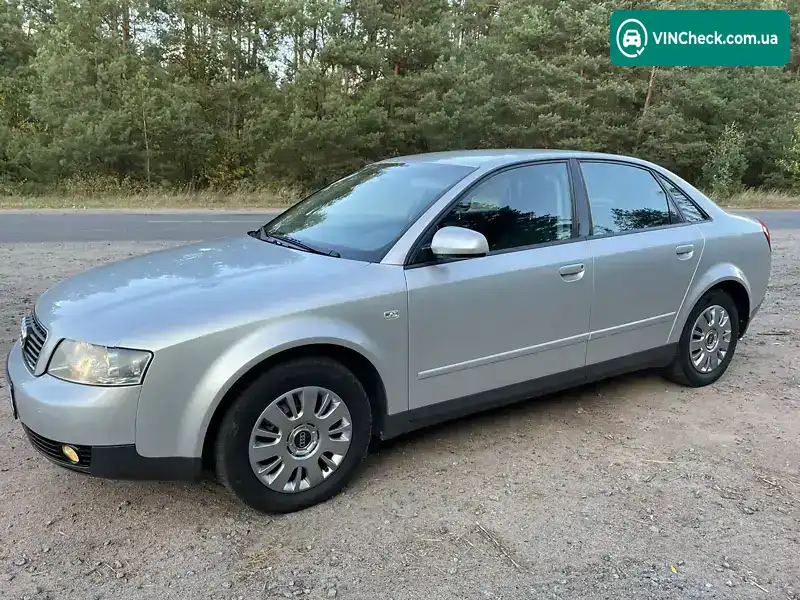 Audi A4 2002, фото з оголошення 1 з 17, VIN WAUZZZ8E43A018594