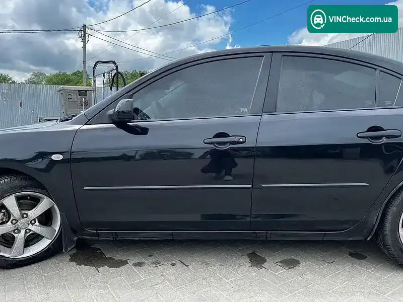 Mazda 3 2005, фото з оголошення 2 з 8, VIN JMZBK12Z561330932