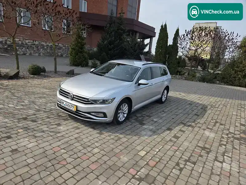 Volkswagen Passat 2020, фото з оголошення 2 з 21, VIN WVWZZZ3CZLE091813