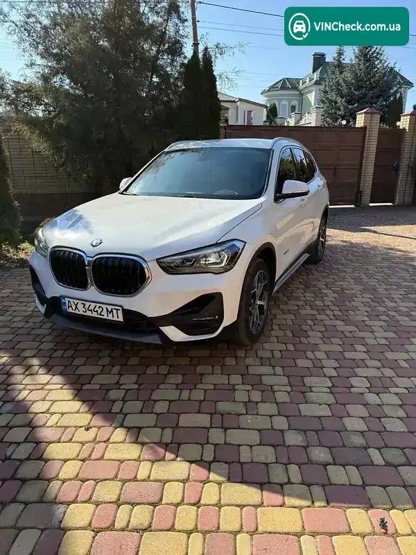 BMW X1 2017, фото з оголошення 1 з 21, VIN WBXHT3C32J5F93257
