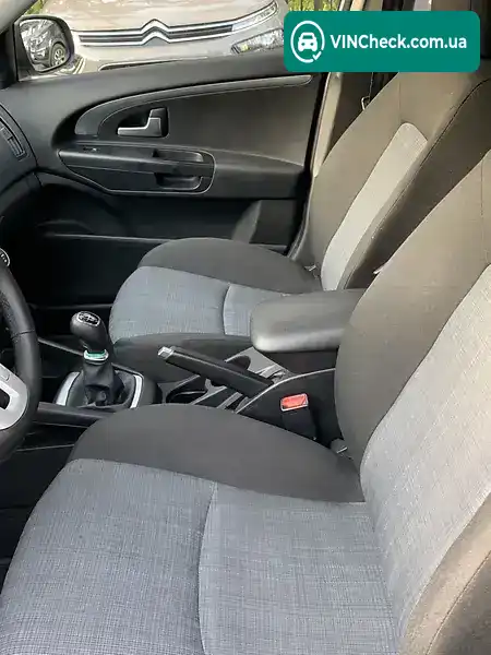 Kia Ceed 2010, фото з оголошення 1 з 20, VIN U5YHC811AAL121486