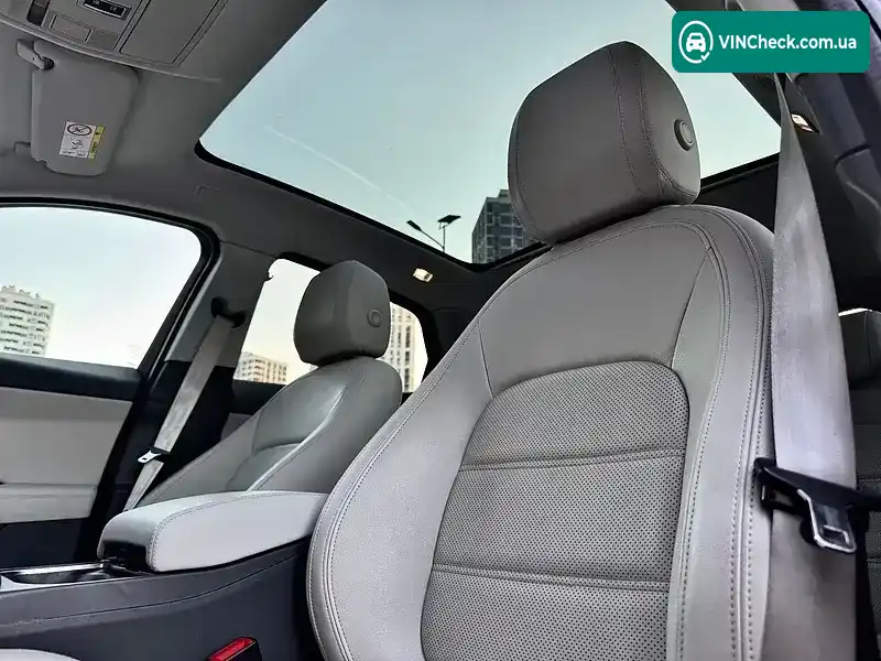 Jaguar E-Pace 2020, фото з оголошення 2 з 20, VIN SADFA2BX6L1005400