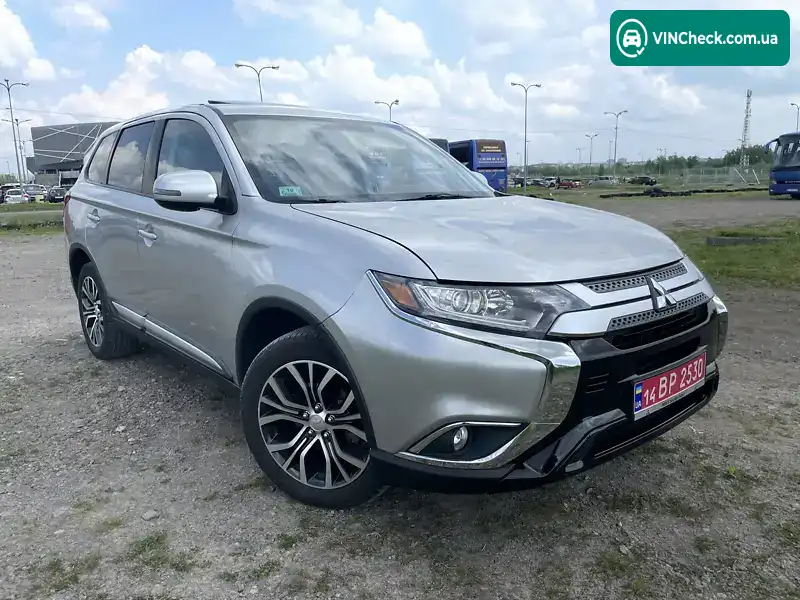 Mitsubishi Outlander 2018, фото з оголошення 2 з 20, VIN JA4AZ3A32JZ053360