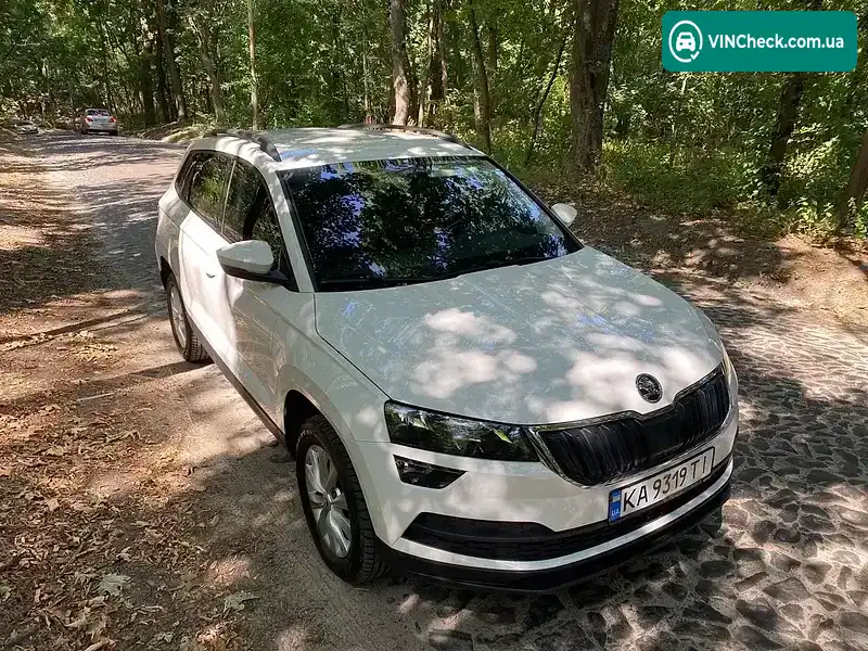 Skoda Karoq 2021, фото з оголошення 2 з 20, VIN TMBJF6NU7MB250461