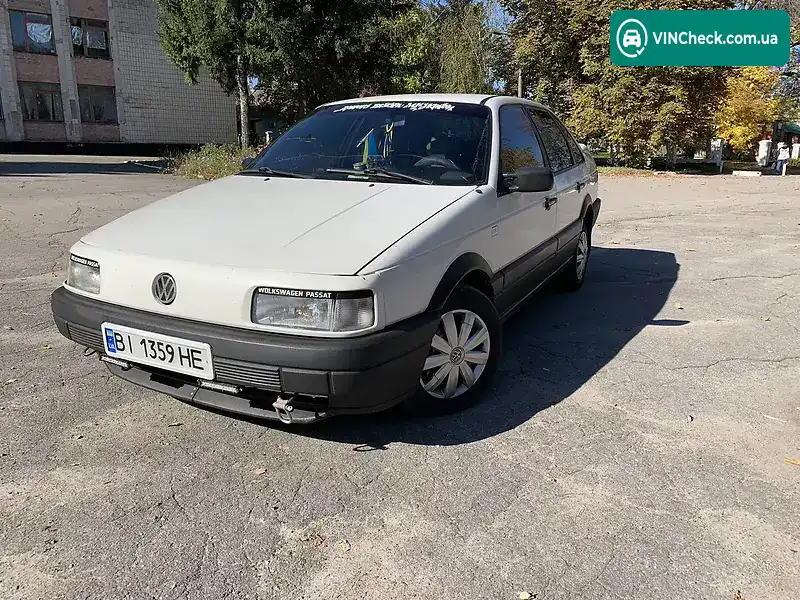 Volkswagen Passat 1988, фото з оголошення 1 з 8, VIN WVWZZZ31ZJE044126