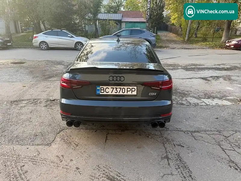 Audi A4 2017, фото з оголошення 2 з 20, VIN WAUENAF44JA038508