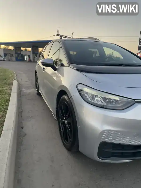 Volkswagen ID.3 2023, фото з оголошення 2 з 21, VIN WVWZZZE1ZP8003752