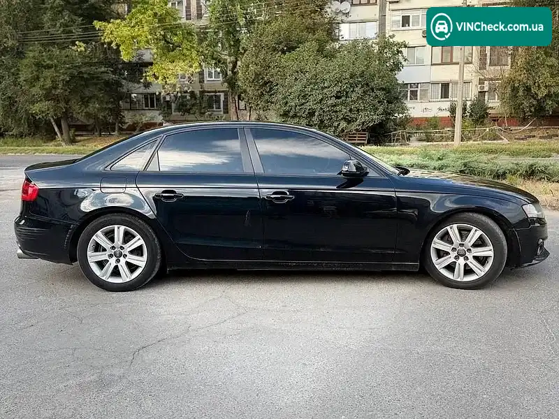 Audi A4 2009, фото з оголошення 1 з 9, VIN WAUDFBFL9AA046450
