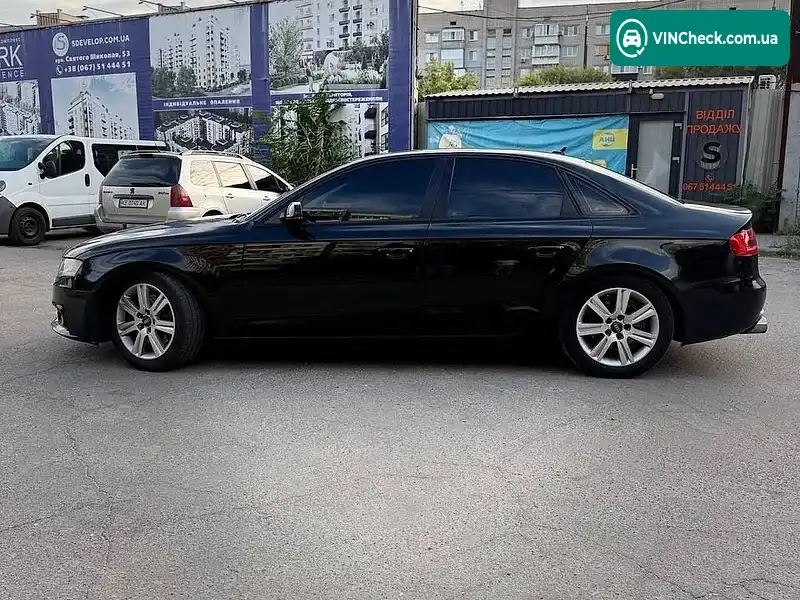 Audi A4 2009, фото з оголошення 2 з 9, VIN WAUDFBFL9AA046450
