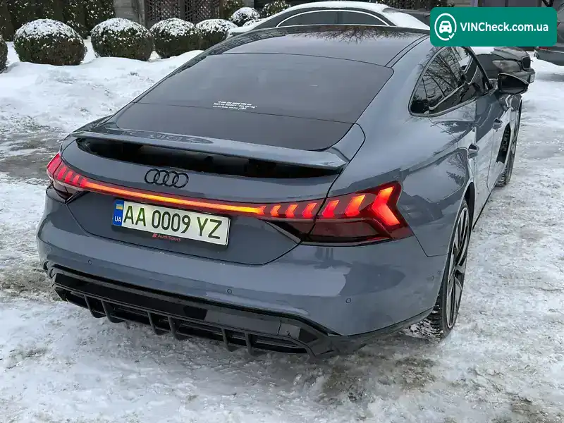 Audi e-tron GT 2021, фото з оголошення 2 з 21, VIN WAUZZZFW3N7002401