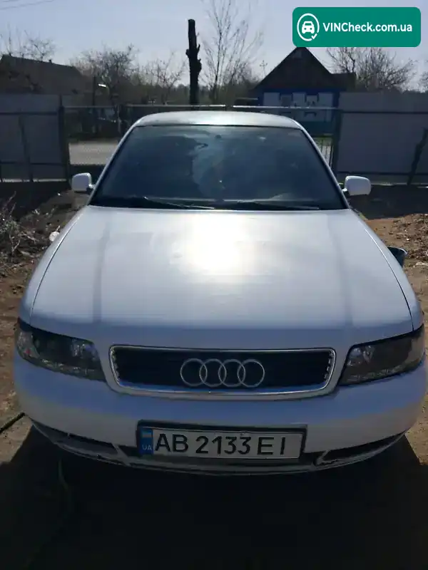 Audi A4 1996, фото з оголошення 1 з 13, VIN WAUZZZ8DZTA283117