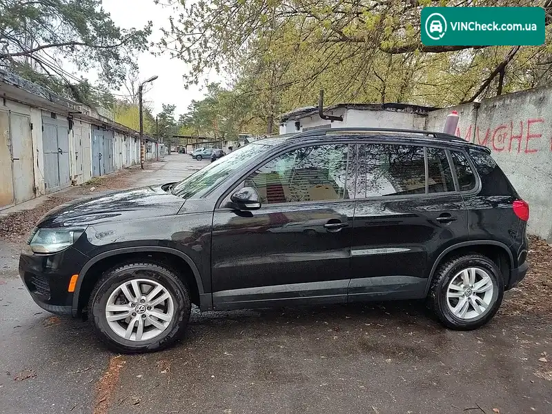 Volkswagen Tiguan 2015, фото з оголошення 2 з 19, VIN WVGAV7AXXGW556152