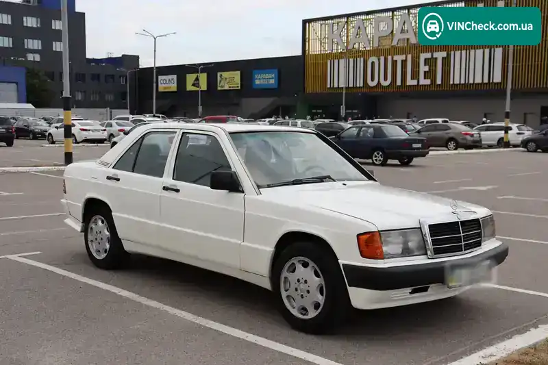 Mercedes-Benz 190 1984, фото з оголошення 1 з 8, VIN WDB20102412039999