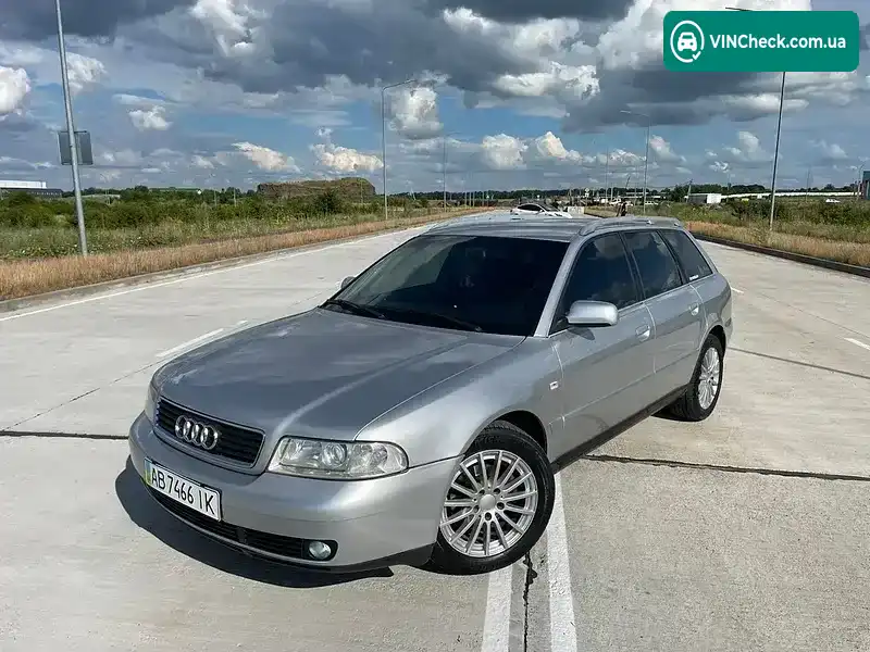 Audi A4 2000, фото з оголошення 2 з 17, VIN WAUZZZ8DZ1A026890