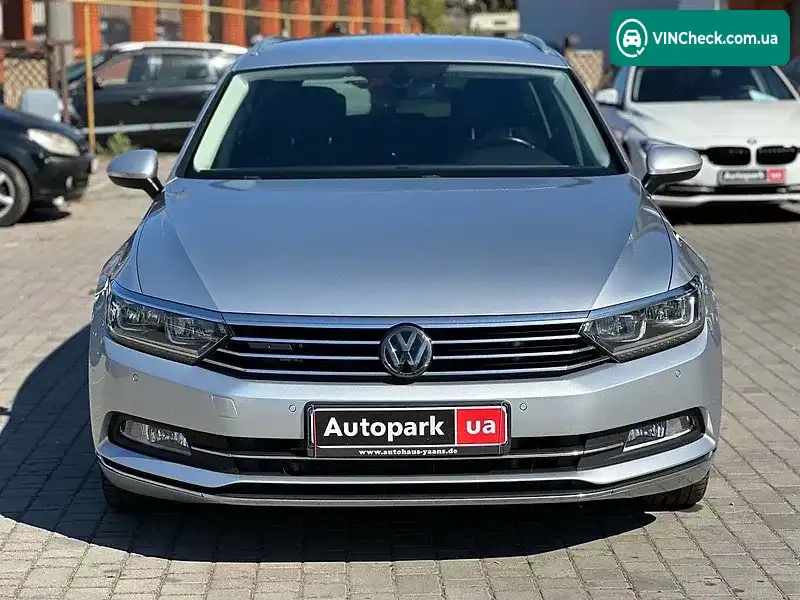 Volkswagen Passat 2017, фото з оголошення 2 з 20, VIN WVWZZZ3CZHE173290