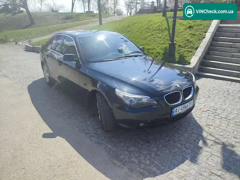 BMW 5 Series 2004, фото з оголошення 1 з 12, VIN WBANA31050B166700