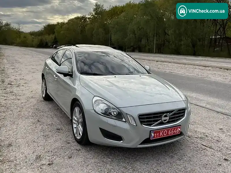 Volvo S60 2013, фото з оголошення 2 з 21, VIN YV1FS88K0D2212248