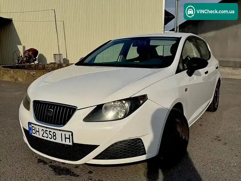 SEAT Ibiza 2010, фото з оголошення 2 з 20, VIN VSSZZZ6JZBR032119