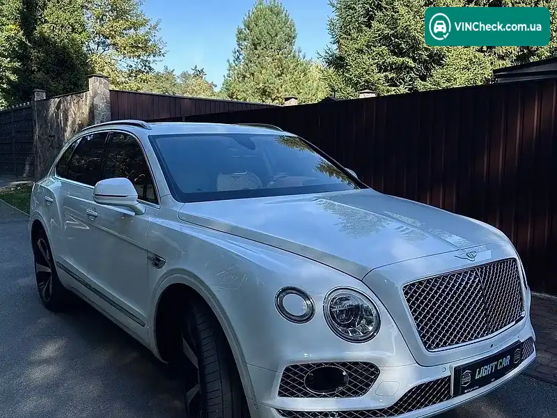Bentley Bentayga 2019, фото з оголошення 2 з 20, VIN SJAAB14V4LC028513