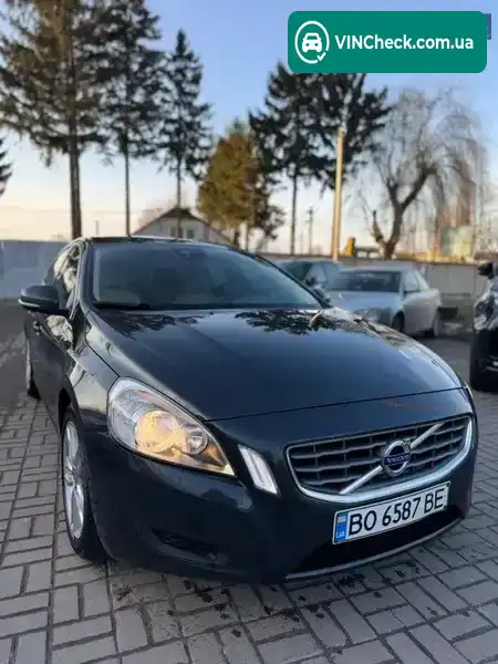 Volvo S60 2012, фото з оголошення 2 з 15, VIN YV1FS88A0C2128557