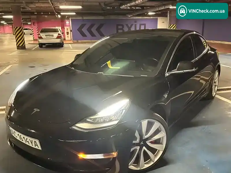 Tesla Model 3 2019, фото з оголошення 2 з 7, VIN 5YJ3E1EBXKF392679