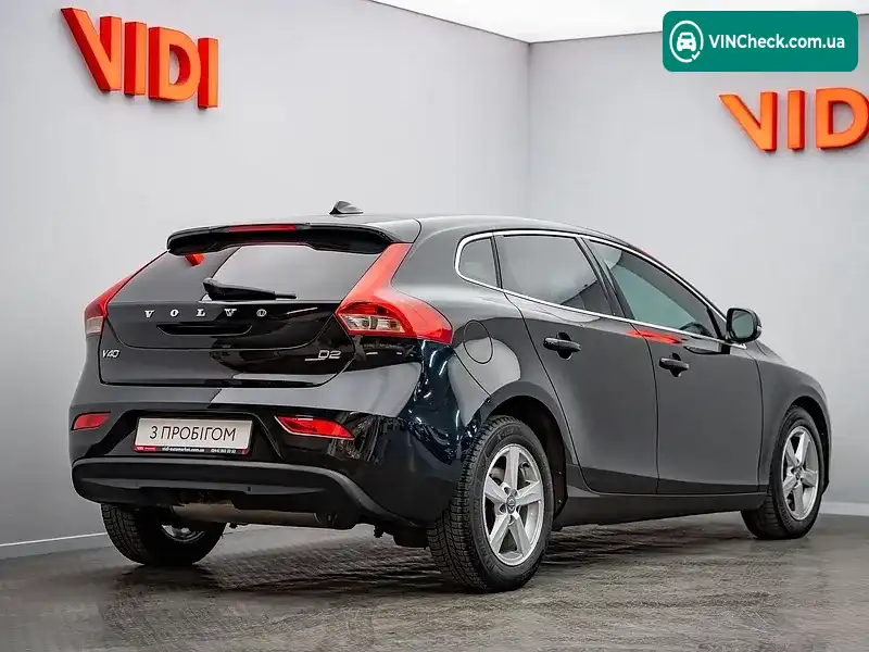 Volvo V40 2015, фото з оголошення 2 з 19, VIN YV1MV7480G2311444