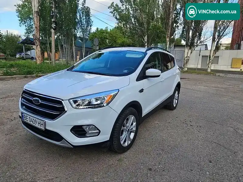 Ford Escape 2018, фото з оголошення 1 з 11, VIN 1FMCU0GD5JUC22260