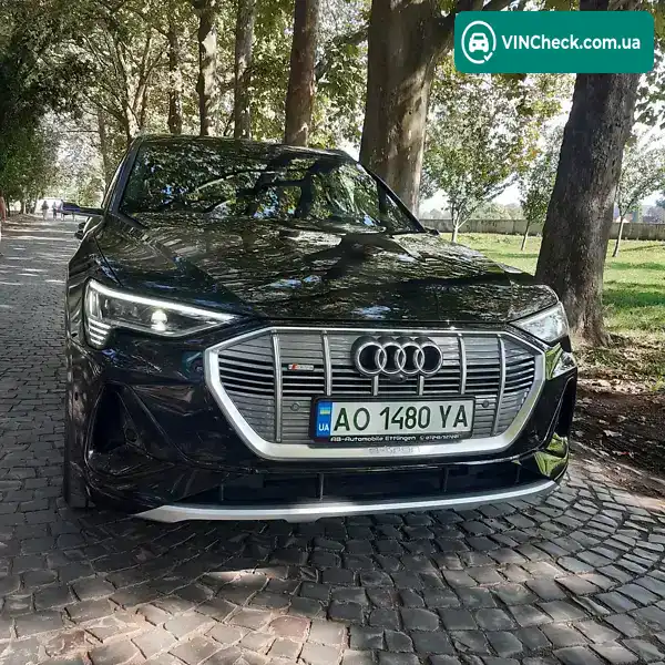 Audi e-tron 2020, фото з оголошення 2 з 20, VIN WAUZZZGE5MB011019