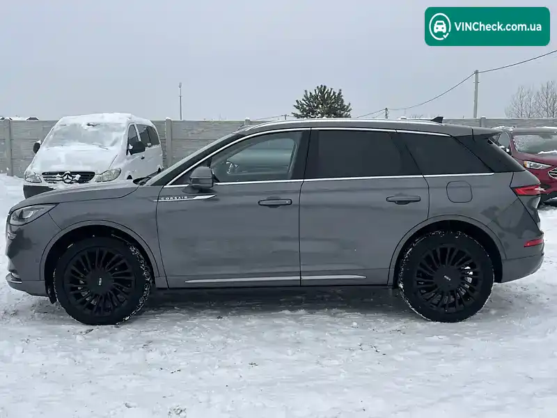 Lincoln Corsair 2021, фото з оголошення 2 з 20, VIN 5LMCJ2C92MUL03482