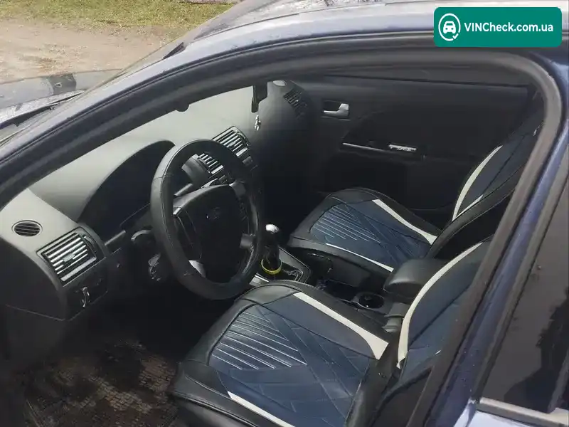 Ford Mondeo 2004, фото з оголошення 2 з 9, VIN WF05XXGBB54R23504