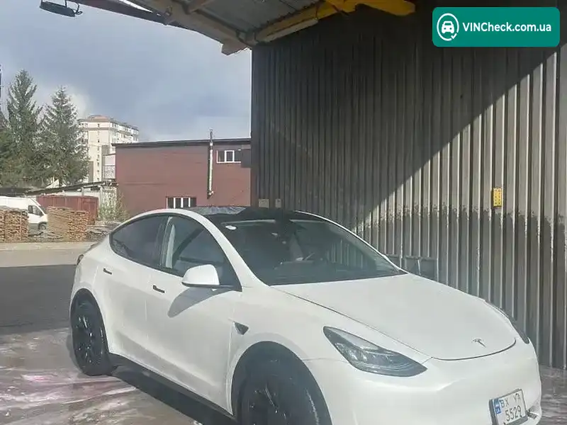 Tesla Model Y 2023, фото з оголошення 1 з 12, VIN 7SAYGDEEXPA059529