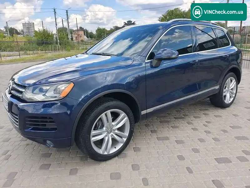 Volkswagen Touareg 2013, фото з оголошення 2 з 19, VIN WVGEP9BP3DD013819