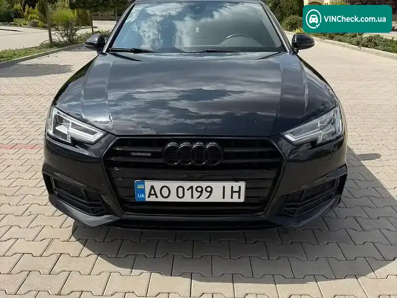 Audi A4 2018, фото з оголошення 2 з 17, VIN WAUENAF43JA116728