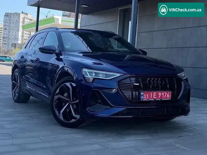 Audi e-tron 2022, фото з оголошення 1 з 21, VIN WAUZZZGE7NB037901