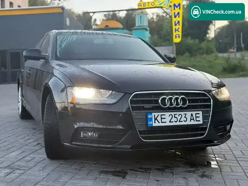 Audi A4 2013, фото з оголошення 2 з 18, VIN WAUBFAFLXEA031916