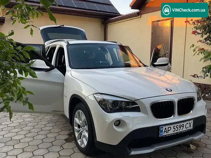 BMW X1 2011, фото з оголошення 2 з 20, VIN WBAVP31040VP72499