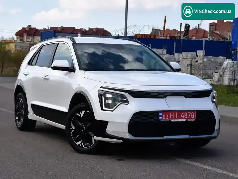 Kia Niro 2023, фото з оголошення 1 з 20, VIN KNDCR3L13P5045889