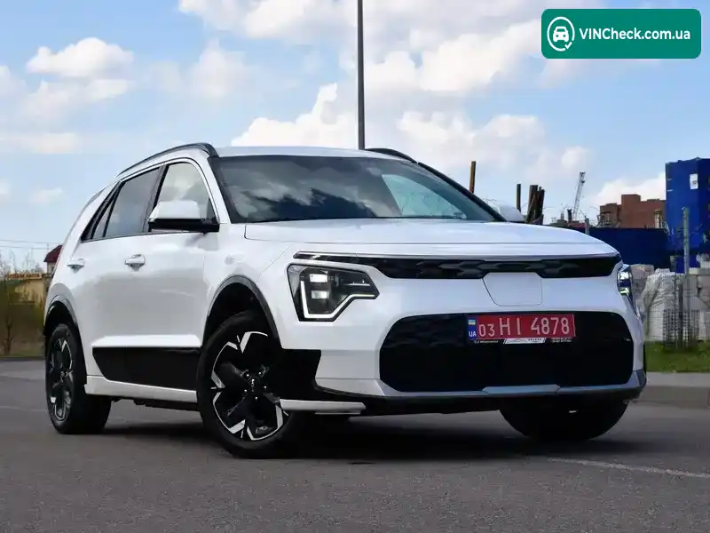 Kia Niro 2023, фото з оголошення 2 з 20, VIN KNDCR3L13P5045889