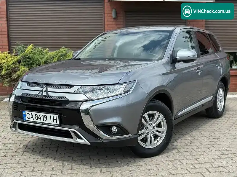 Mitsubishi Outlander 2021, фото з оголошення 2 з 20, VIN JMBXTGF2WLZ001518