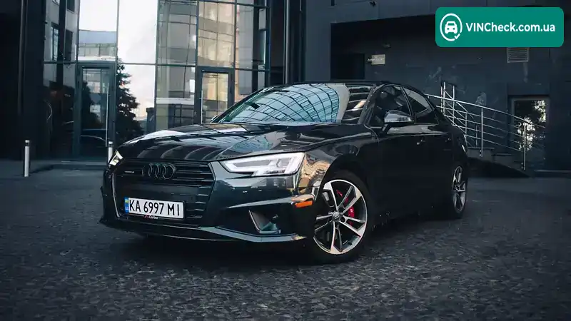 Audi A4 2019, фото з оголошення 1 з 21, VIN WAUGMAF40KA101004