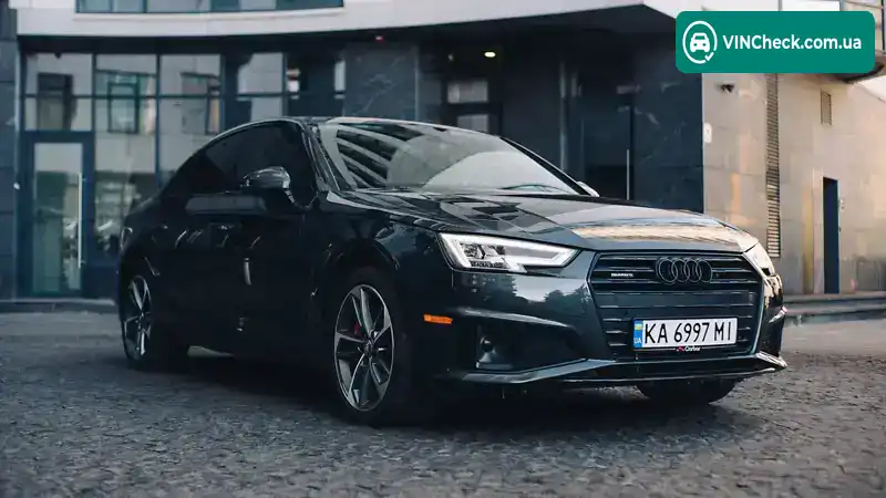 Audi A4 2019, фото з оголошення 2 з 21, VIN WAUGMAF40KA101004