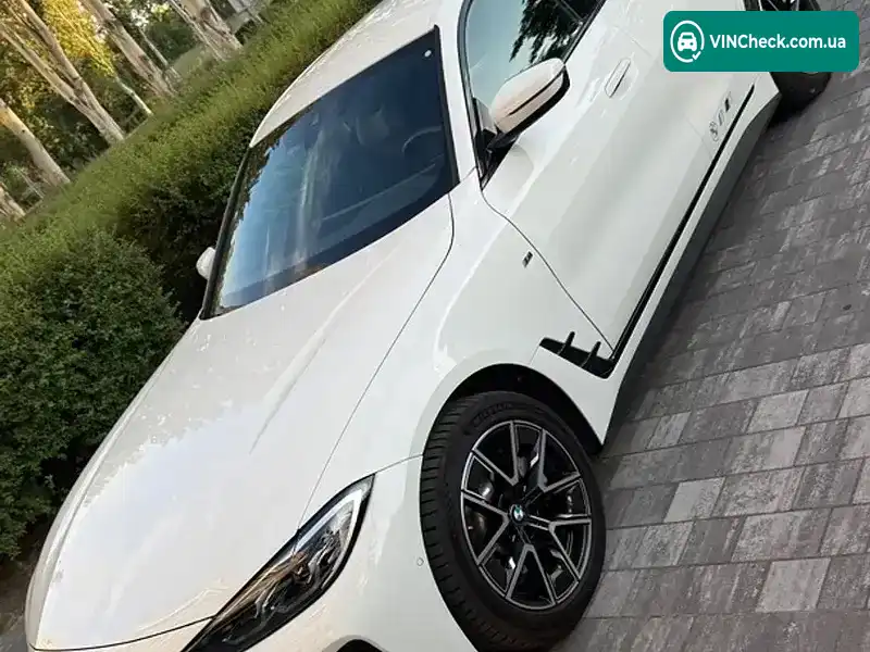 BMW i4 2023, фото з оголошення 2 з 19, VIN WBY71AW010FS18341
