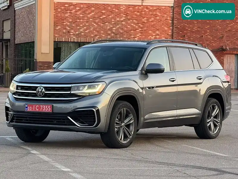 Volkswagen Atlas 2021, фото з оголошення 2 з 20, VIN 1V2PR2CA8MC607965