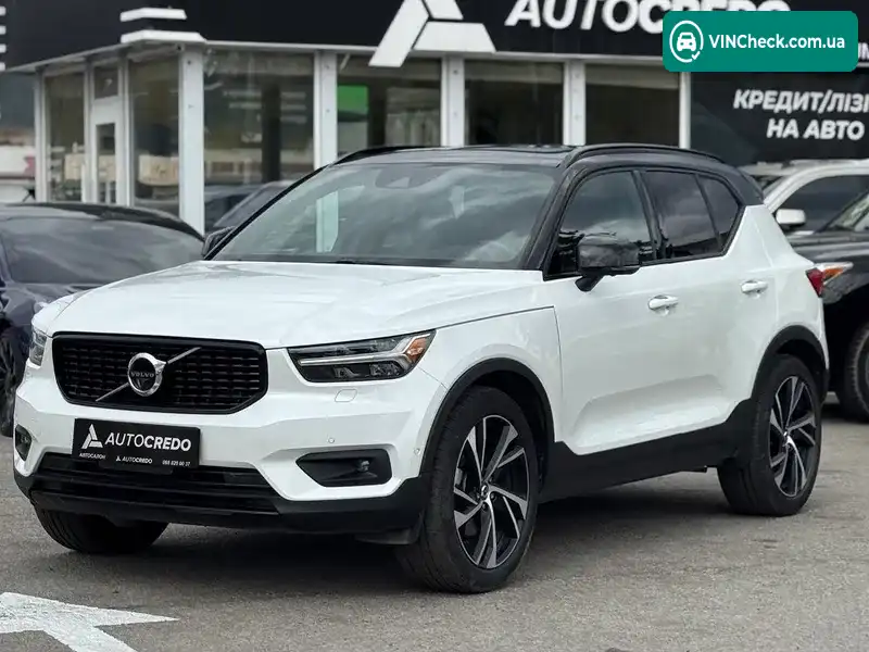 Volvo XC40 2020, фото з оголошення 1 з 20, VIN YV4162UM0M2498493