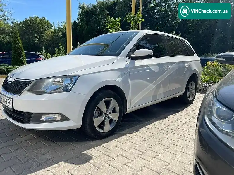 Skoda Fabia 2017, фото з оголошення 1 з 8, VIN TMBJT6NJ9JZ017456